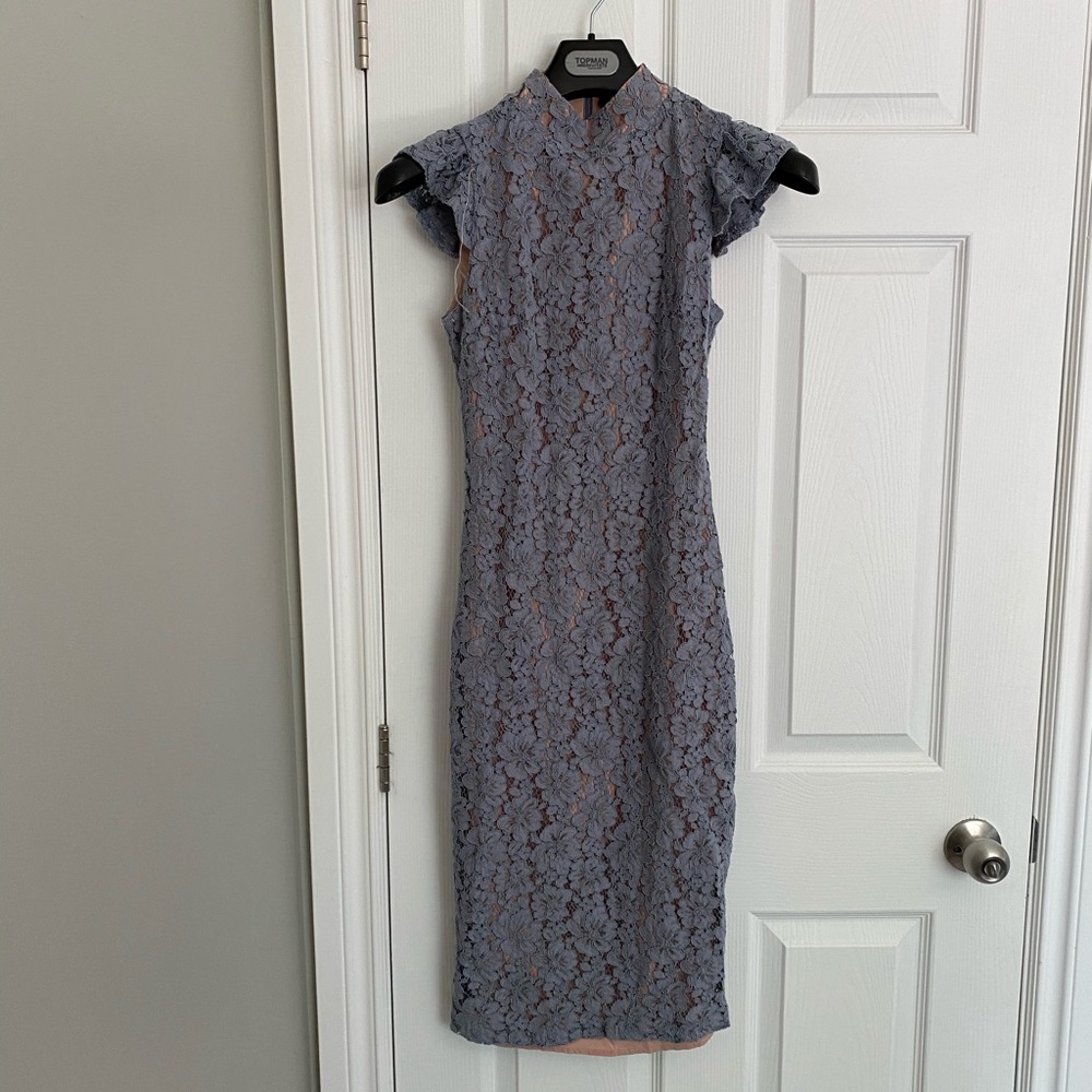 Flutter sleeveless lace 7/8 dress